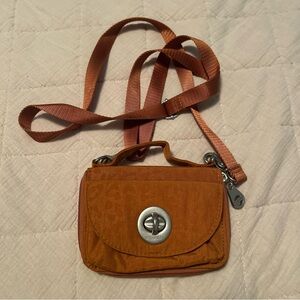 Baggallini Stylish Tan Crossbody Bag